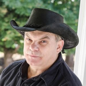 Meet your Posher, Jay